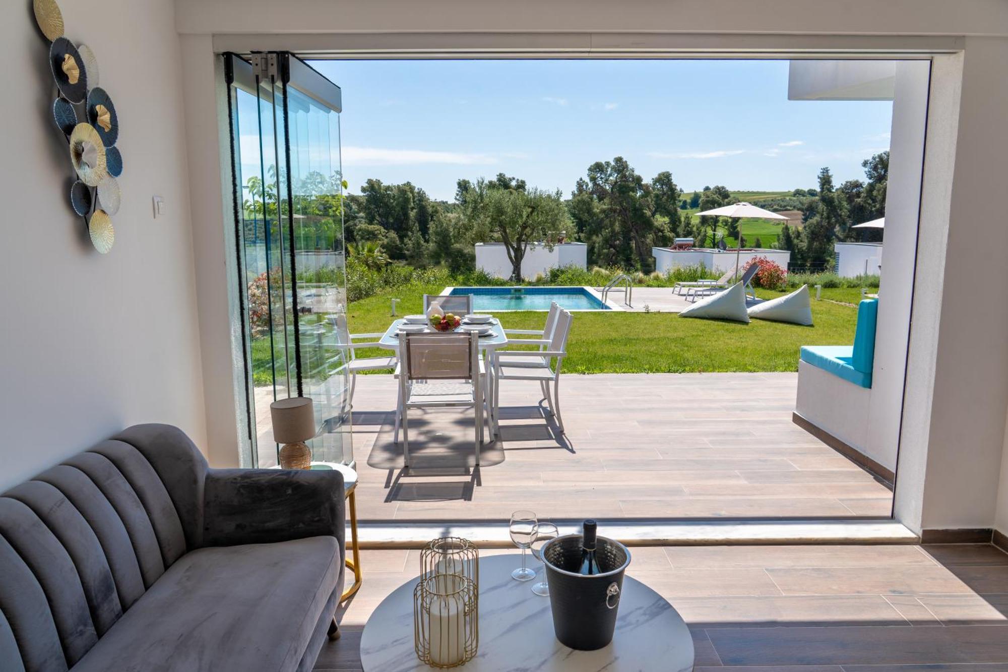 Sani Beverly Hills Luxury * Elani